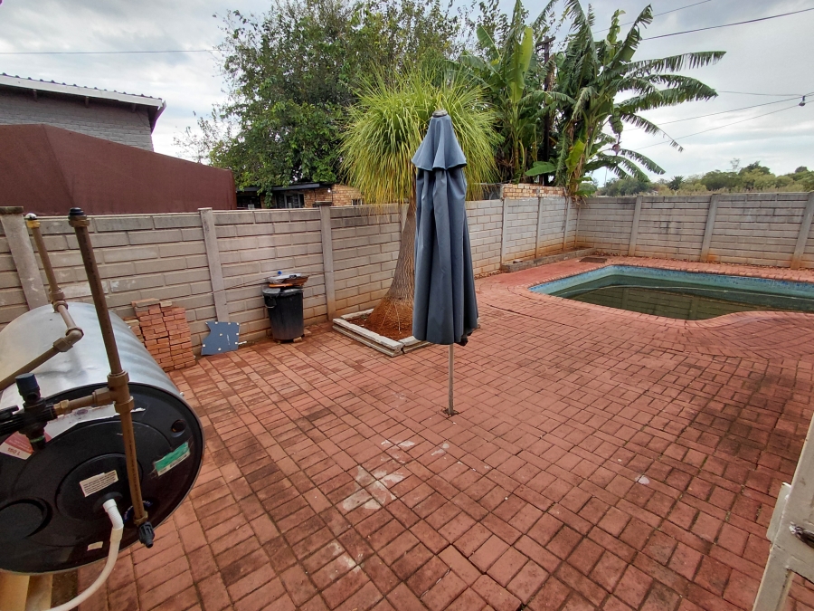 3 Bedroom Property for Sale in Randlespark North West